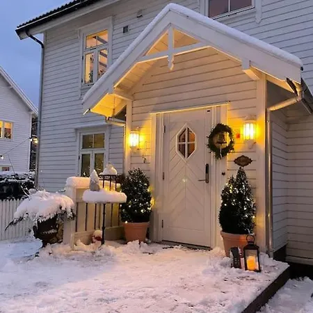 Exclusive 1920 Century 10 Min From Airport * Malvik