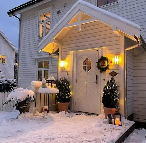 Exclusive 1920 Century 10 Min From Airport * Malvik